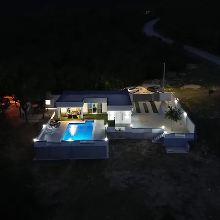 Martar Villa *